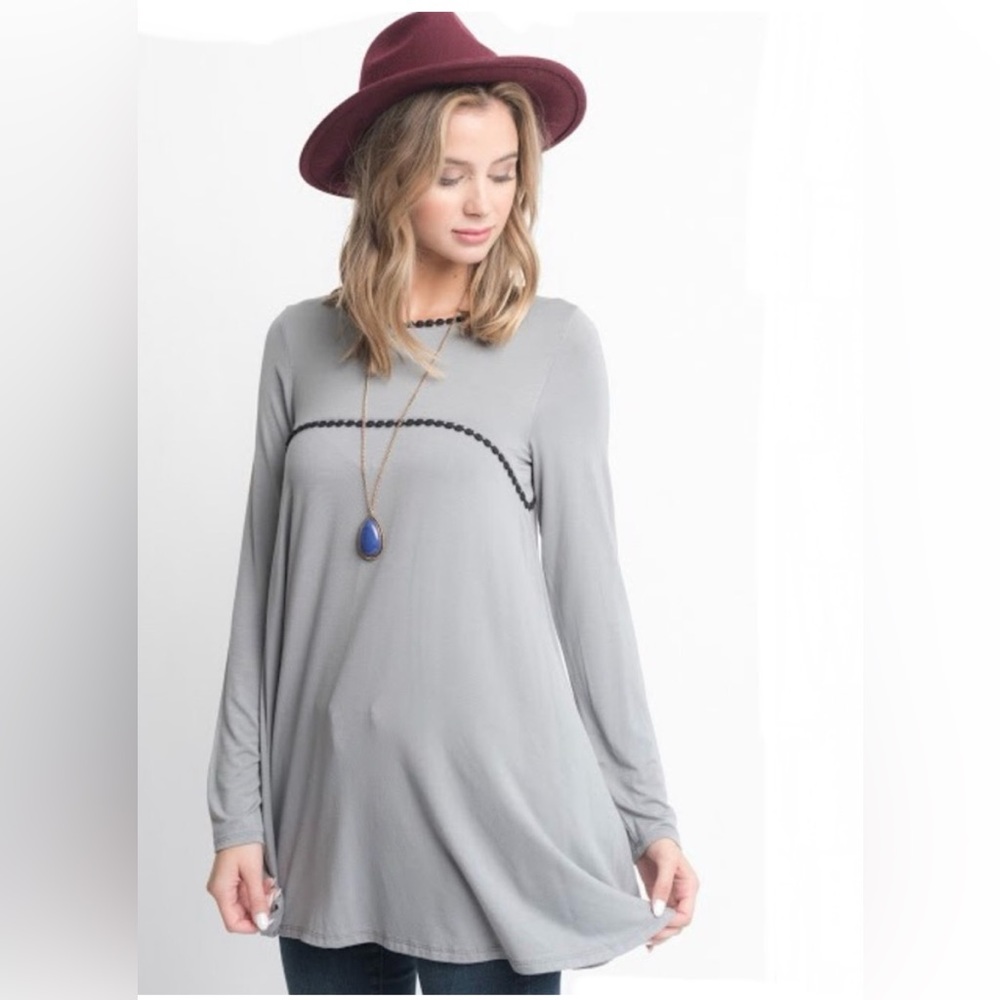 EUC Women’s CARALASE Gray/Black Long Sleeve Tunic Blouse (Small)